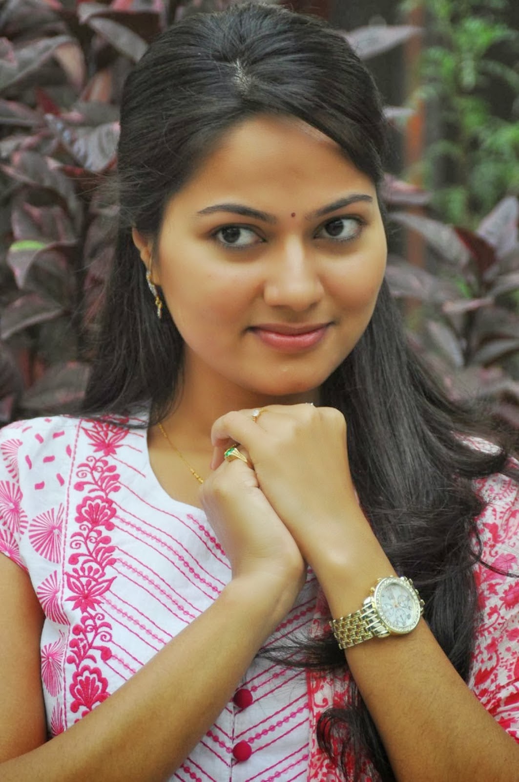 suhasini hot images suhasini hot images